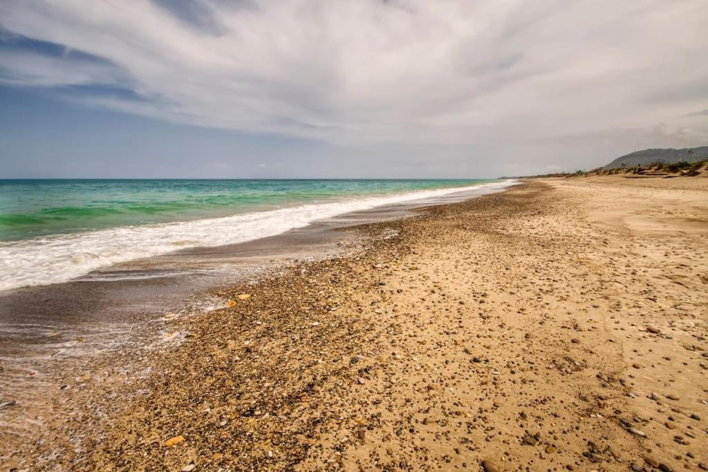 Villa Indipendente Le Coccinelle Beach Mare Piscina A 250 Mt Dal Mare Con Servizio Di Piscina A 400 Mt 12 K Da Cefalu Campofelice Di Roccella Dış mekan fotoğraf